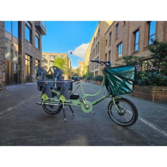 Elektrische Longtail tweelingfiets met nieuwe accu en motor