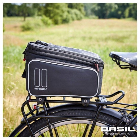 Bagagedragertas Basil Sport Design Trunkbag 7-15 liter 36 x 26 x 18 cm - zwart