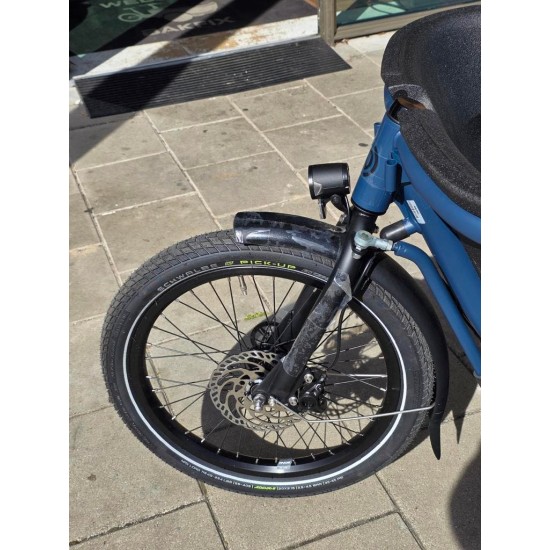 Demomodel Winora Fub 2 bakfiets met regentent