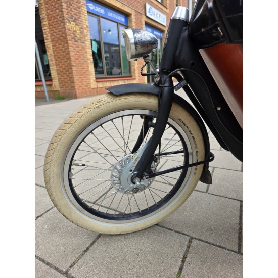 Bakfiets(.) long Cruise bakfiets met huif