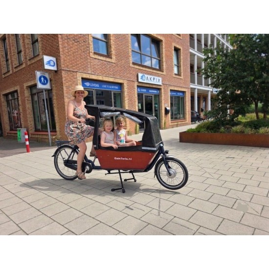 Elektrische bakfiets met toebehoren - Zo goed als nieuw
