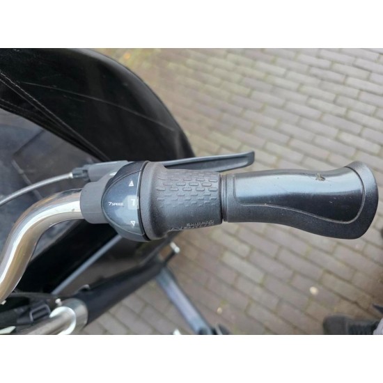 Bakfiets(.)nl Cargobike long met Huif - Zo goed als nieuw!