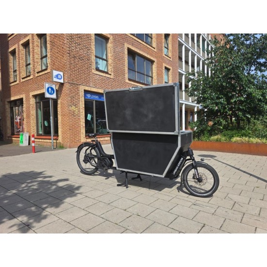 Urban Arrow Cargo Line Bakfiets met Flightcase