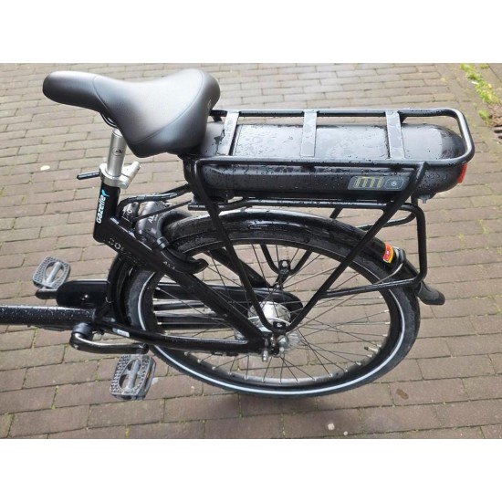 ????Elektrische Gazelle Cabby bakfiets met regentent