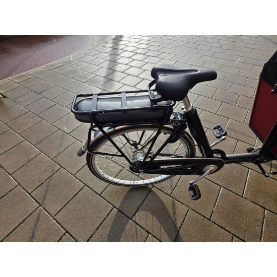 2dehands Cargo Bike long met nieuwe motor en accu!