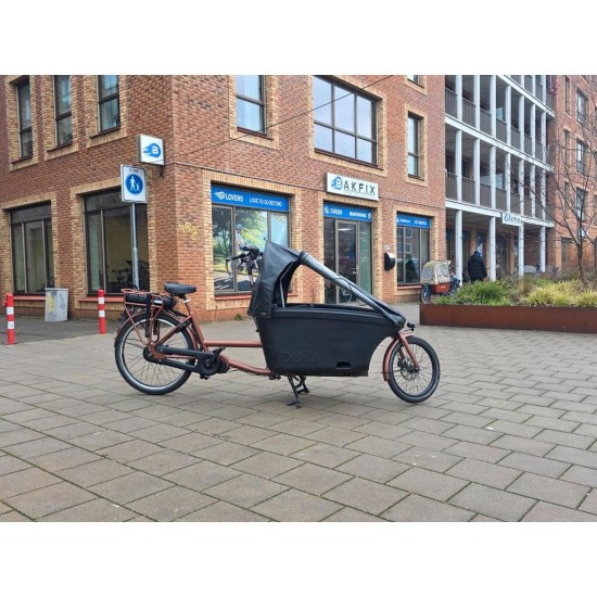 Prachtige Dolly bakfiets met regentent