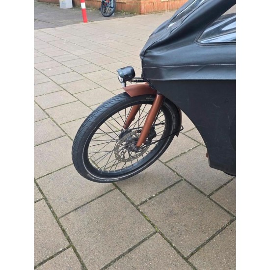 Prachtige Dolly bakfiets met regentent