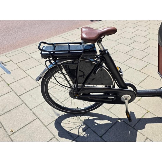 Pinkster aanbieding Bakfiets(.)nl - Elektrisch met Huif