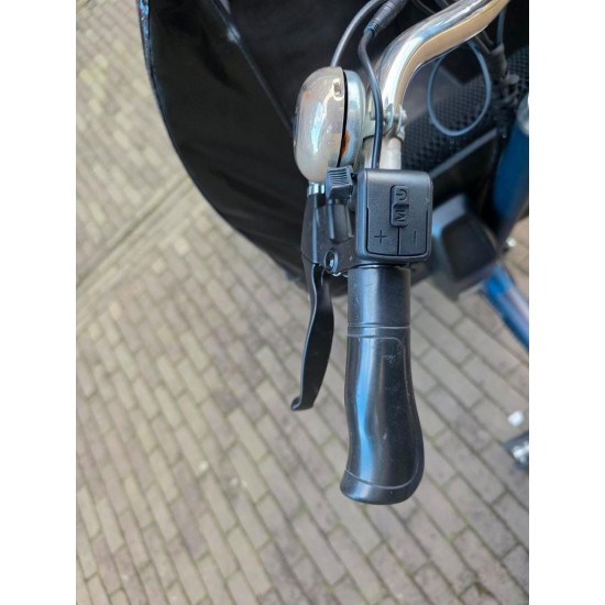 ????Elektrische Bakfiets(.)nl lang met huif- Goed onderhouden!