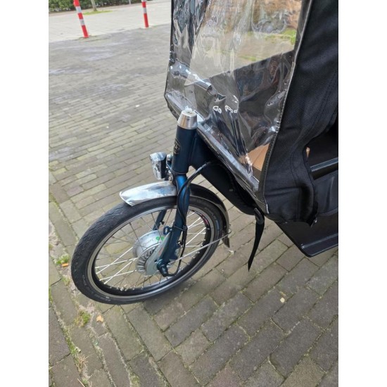 Bakfiets met huif - Ideaal voor kinderen of goederen!