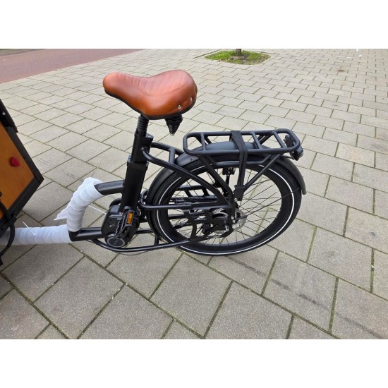 Hondenbakfiets geschikt voor grote honden