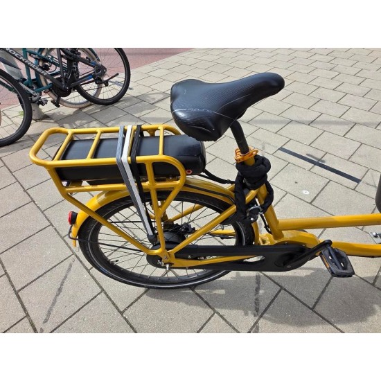 Dolly bakfiets - met regentent en sterke motor accu
