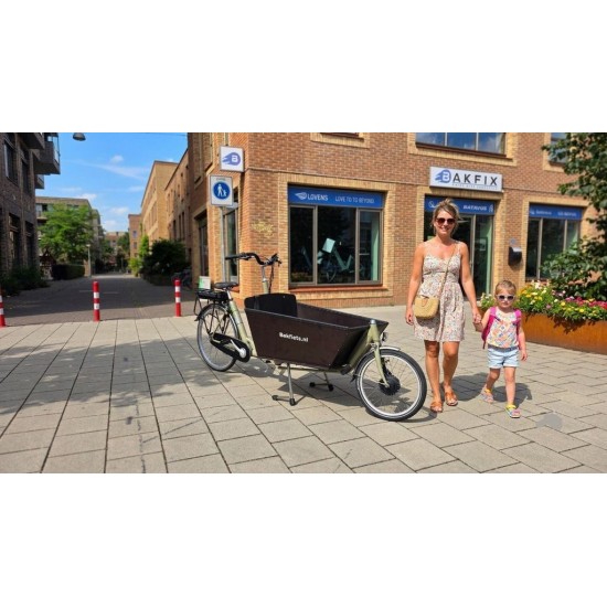2dehands elektrische bakfiets met regentent