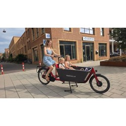 Elekteriche Bakfiets lang met tregentent