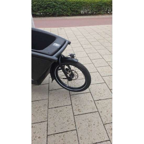 Urban Arrow Performance Line bakfiets met regentent