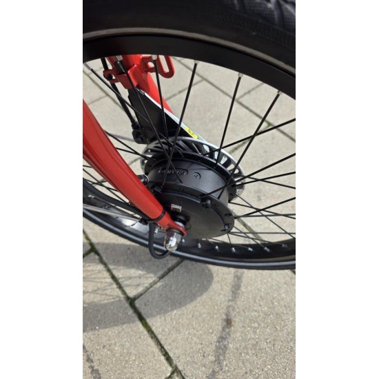 Elekteriche Bakfiets lang met tregentent