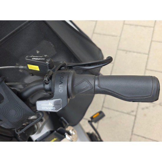 Lovens Explorer 1 Bakfiets S75 en regentent