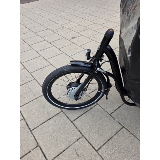 Elektrische Gazelle Cabby Bakfiets met Regentent - Zo goed a