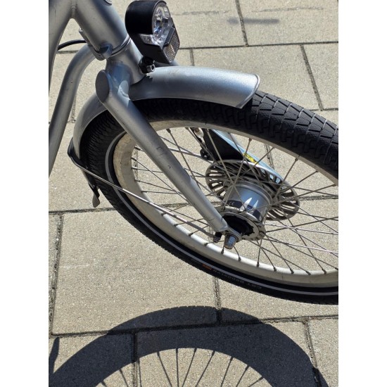 Elektrische Gazelle Cabby bakfiets met Bafang middenmotor