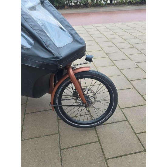 Prachtige Dolly bakfiets met regentent