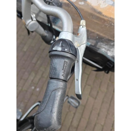 ????Elektrische Gazelle Cabby bakfiets met regentent