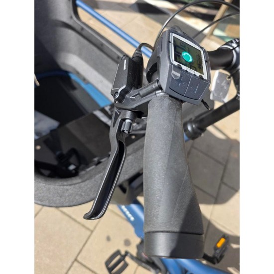 Demomodel Winora Fub 2 bakfiets met regentent